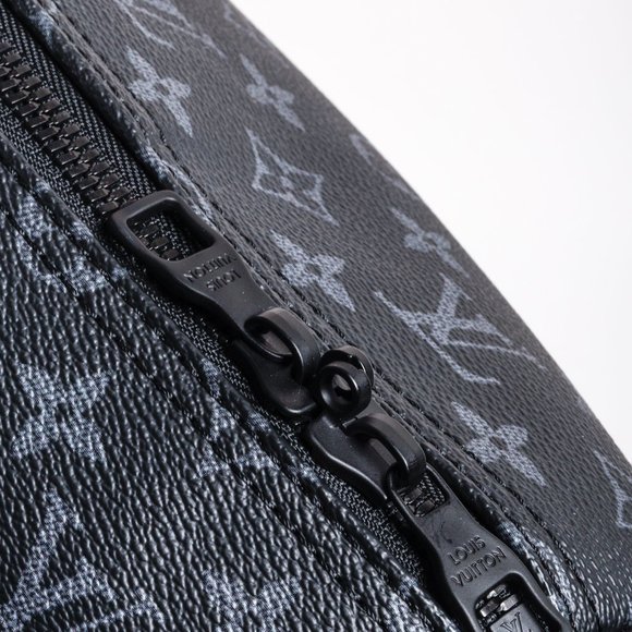 Louis Vuitton Foliage Keepall - Picture 14 of 16